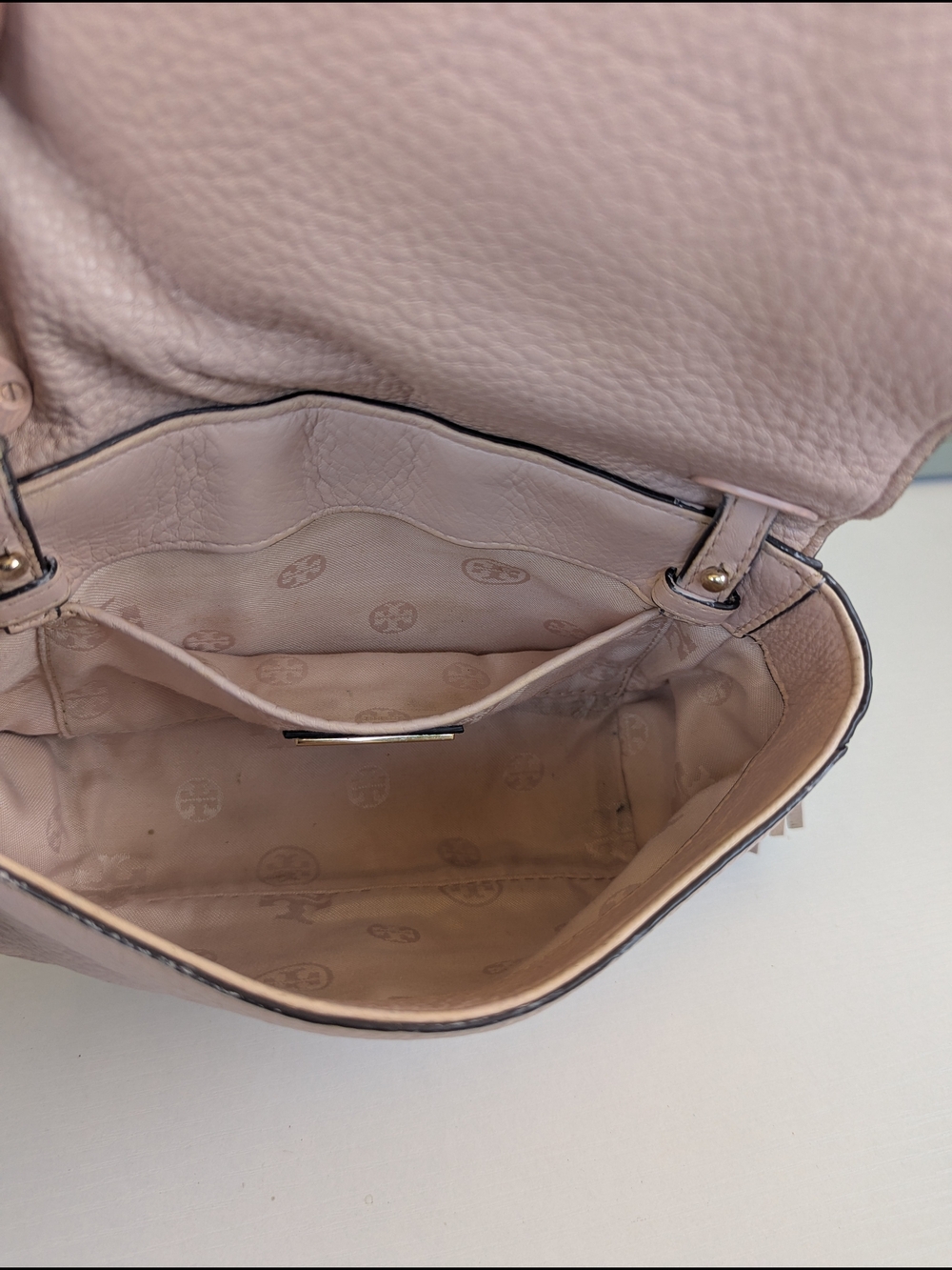 Tory Burch Pink Leather Crossbody Bag with Tassel - Picture 7 of 9